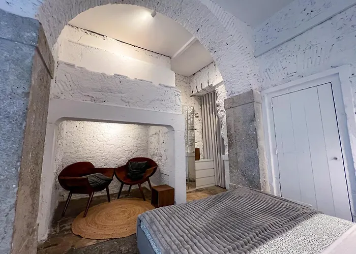 Fullest Apartments